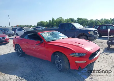 2019 Ford Mustang Ecoboost Premium z USA, uszkodzony, nr VIN 1FATP8UH3K5159551